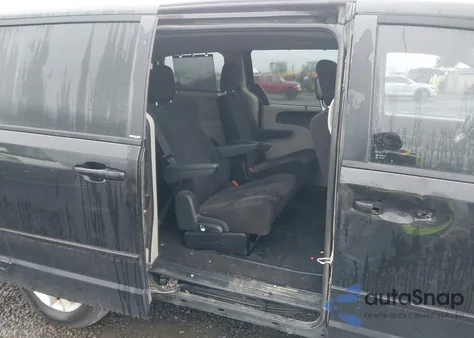 2013 Dodge Grand Caravan Sxt z USA, uszkodzony, nr VIN 2C4RDGCG6DR810161